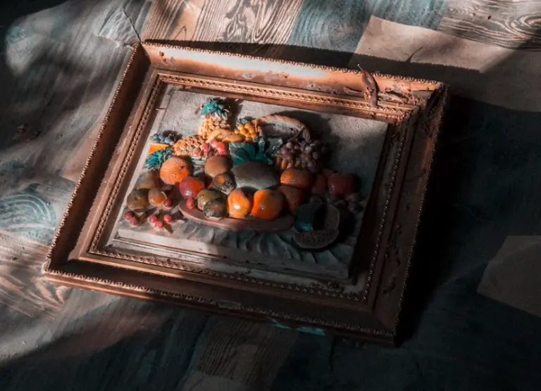 Decorative Wooden Tray – Rustic Charm